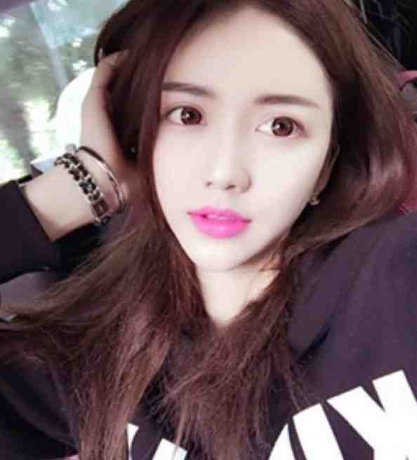 身为霸总未婚妻的我决定进厂热门小说
