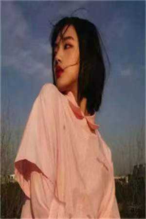 双系统：泼辣小农女日日吃香喝辣畅销小说