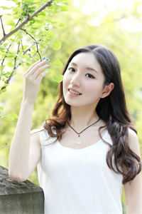 精品文带着女儿入宫后，她成了宫斗冠军