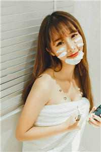 畅销小说不争不抢，秀女入宫做了娘娘
