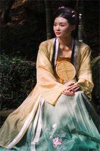 漂亮小花太娇美，极品太子爷被撩疯精品阅读