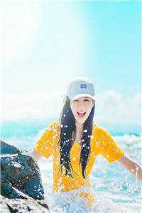 畅销小说手撕王爷小白莲后，王妃和离了