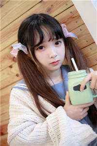 甩了渣男后，我带着女儿当豪门畅销巨著