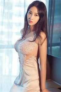 畅销书目成为巨星从一首东风破开始