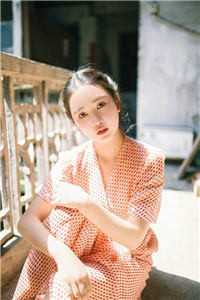 带着女儿入宫后，她成了宫斗冠军