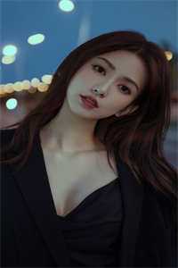 救赎美强惨反派后，他超黏人