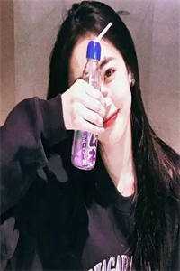 咬红唇优秀文集