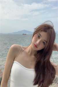 文章精选阅读咸鱼无敌的我，被女帝曝光了