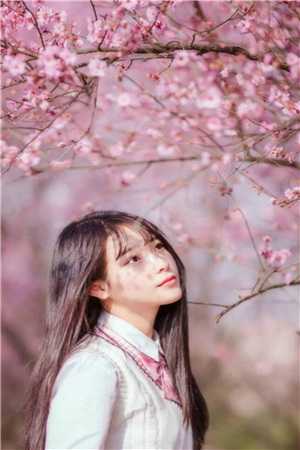 畅读佳作疯了！无良室友逼我穿女装去参赛