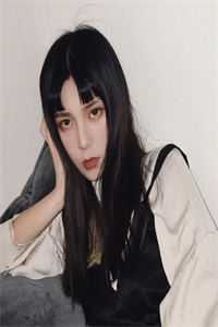 精品文觊觎她