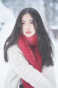 活成前任白月光后，她桃花朵朵开精品推介