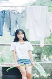 完整版言情：病娇女主的异世界生存指南