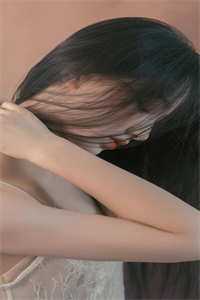 发现女上司秘密后，我官运开始亨通短篇