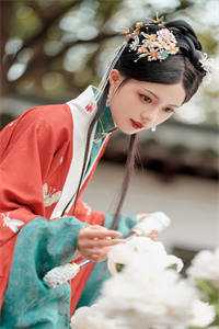 重生2007，暴富从做化妆师开始已完结