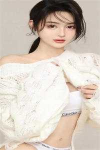 为留住皇后娘娘，陛下开始用男色了全文
