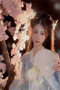 最强弃妃：王妃她又演上瘾了！花娆月君墨染