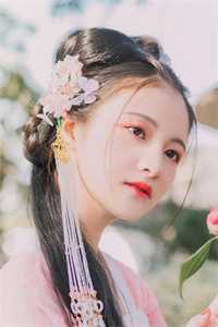 我用花瓶通古今云蓁蓁裴年胤