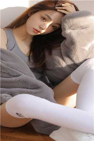 退休后请了一个女保姆
