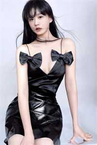 踹走竹马后成了爽文女主