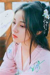 我踹了团长后，他追着我求复合