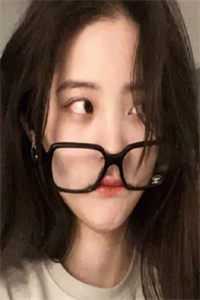 圣女身份被冒充后，万毒王杀疯了