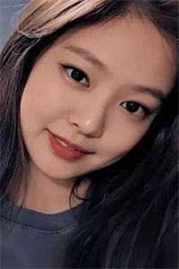 我妈逼我把房子过户给表弟