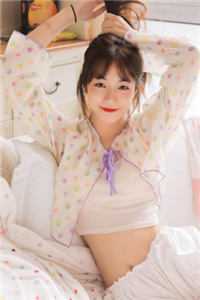 白月光女儿抢我嫡女身份，我反手送全家下地狱