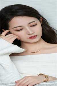 小说为留住皇后娘娘，陛下开始用男色了(凤宁萱萧赫)