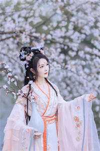 权力巅峰：从救下小女孩开始梁江涛李晏清小说