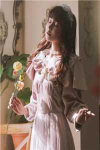 花魁娘子手撕假嫡女萧若凌萧芸儿最新章节