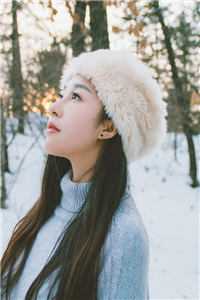 炮灰女配干翻剧本搞事业什么小说