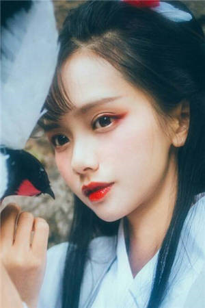 三界霸宠：天才女魔是战神