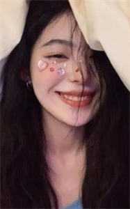 君不识戎装佳人