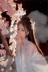 枯木折枝再逢春