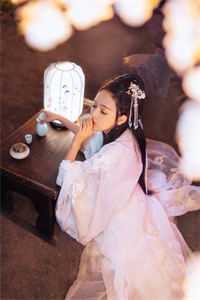 亭月深深