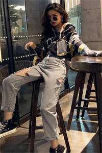 与君相知远云山