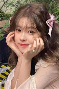 白月光婉儿写的小说我被白月光撞进医院，律师老公却为她辩护