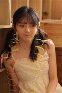 宋时微裴屿安写的小说拜金女友竟是首富千金