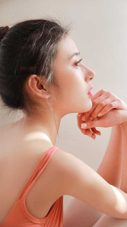 周羽然白月光的小说妻子为初恋生孩子后，我成了无国界医生免费阅读