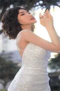 我的老公跟婆婆都是贱人，我要离婚