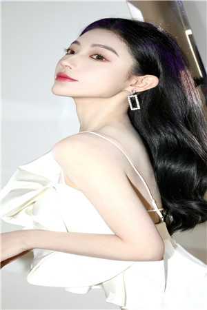 女儿被绑架撕票，妻子说要庆祝张至白月光