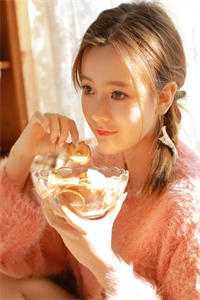 末世，别人囤物资我囤女神叶辰阿强