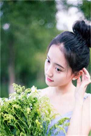 宁司寒林妩写的小说黑莲花驾到，不想谈情只想晋升