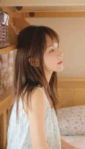 儿子满月宴，老公和女秘书私会小说