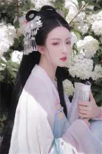 觉醒顶级传承后，我开启了无敌之路李诗韵张奕