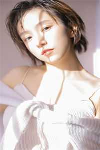 苏星月林烟穿越后，我和国民女神成了队友小说