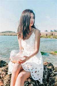 养岳母全家病死时，死遁的妻子活了全章节