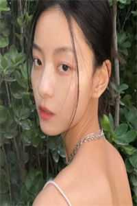 这盘子里的两块排骨