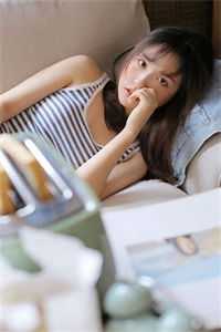 七零年代，做任务吃瓜两不误