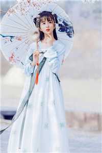 重生成三个乖崽的后娘